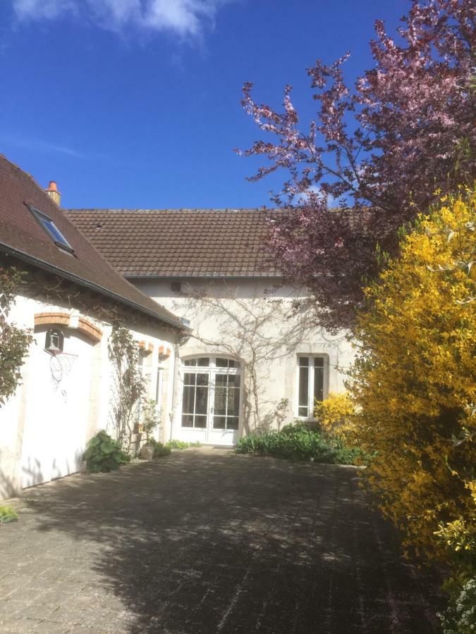 Bed and Breakfast Le Clos Tilia Cléry-Saint-André Exteriér fotografie