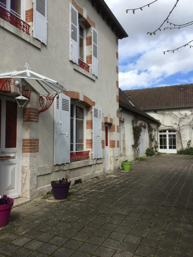 Bed and Breakfast Le Clos Tilia Cléry-Saint-André Exteriér fotografie
